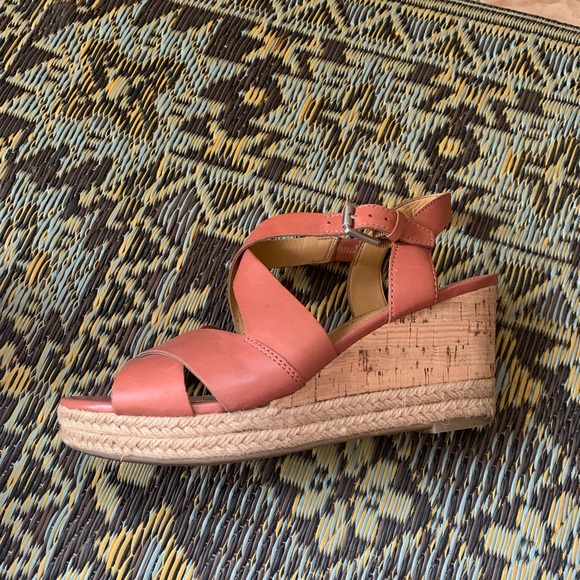 Franco Sarto brown leather cross strap wicker wood wedge slip on buckle heels - Picture 3 of 10